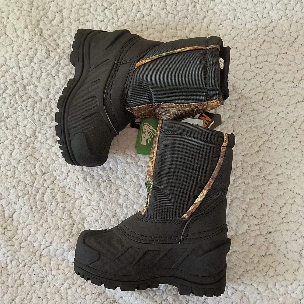 NWT Child's Camo/Black Itasca Snow Cat Winter Boots Size 6T